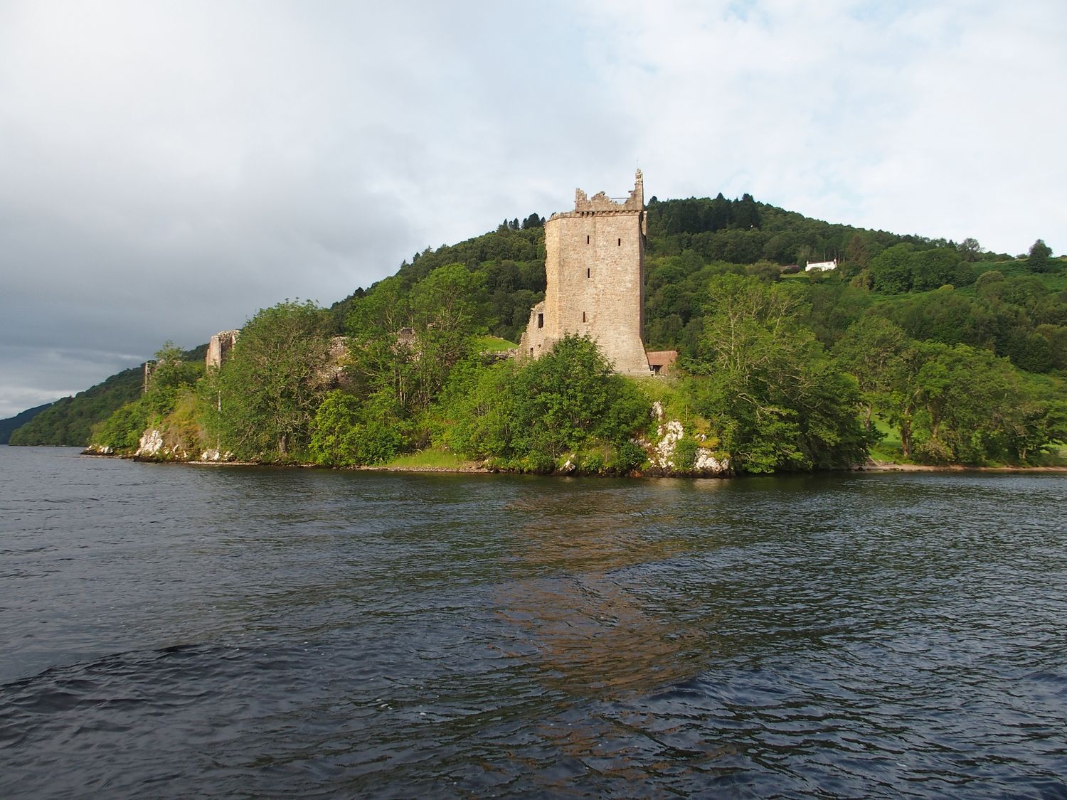Loch Ness Urquhart kastély